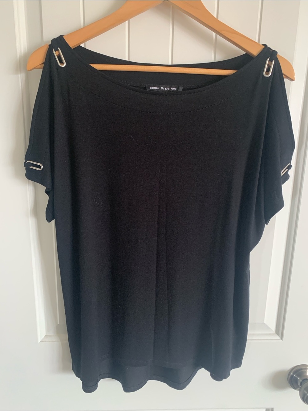 Cable & Gauge Black Short Sleeve Top with Silver Hardware cold shoulder large